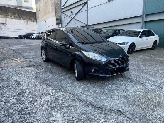 FORD FIESTA 1.6 TITANIUM HATCH 16V FLEX 4P POWERSHIFT
